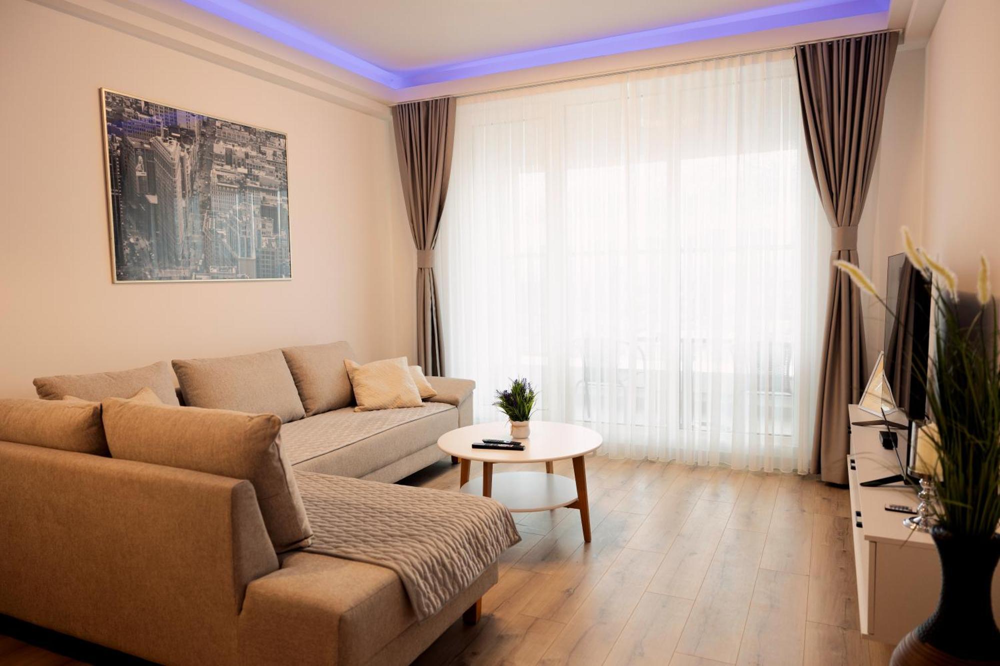 33Rd Floor Twin Apartments In Cevahir Sky City Complex With Pool, Spa, Fitness And Parking Included In Price Skopie Exterior foto