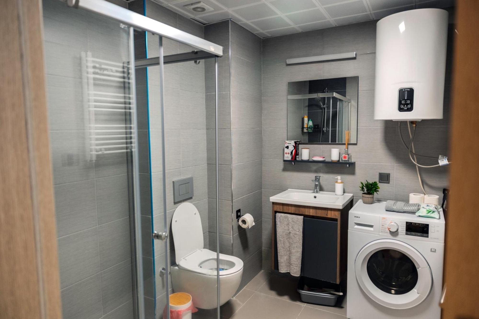33Rd Floor Twin Apartments In Cevahir Sky City Complex With Pool, Spa, Fitness And Parking Included In Price Skopie Exterior foto