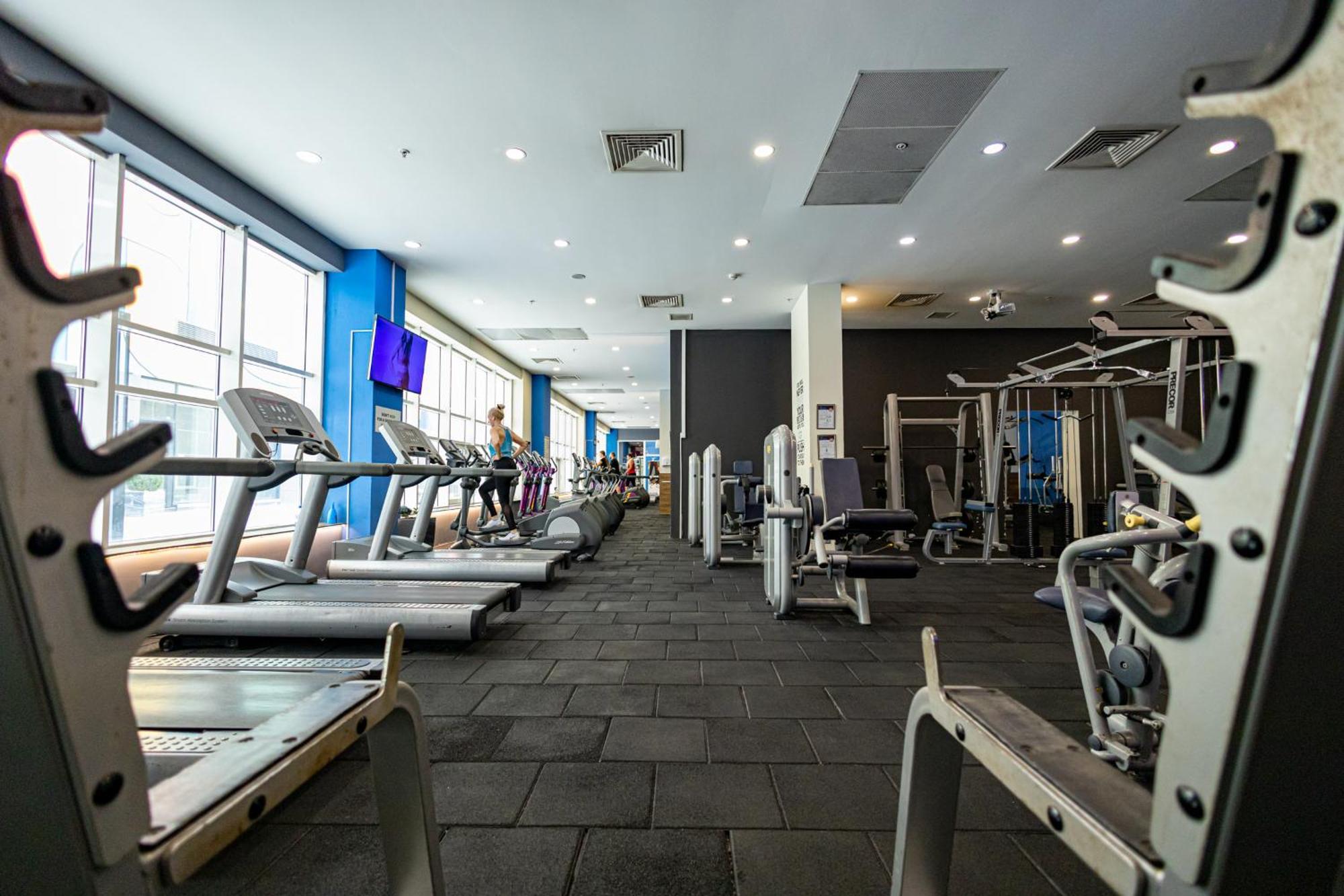 33Rd Floor Twin Apartments In Cevahir Sky City Complex With Pool, Spa, Fitness And Parking Included In Price Skopie Exterior foto