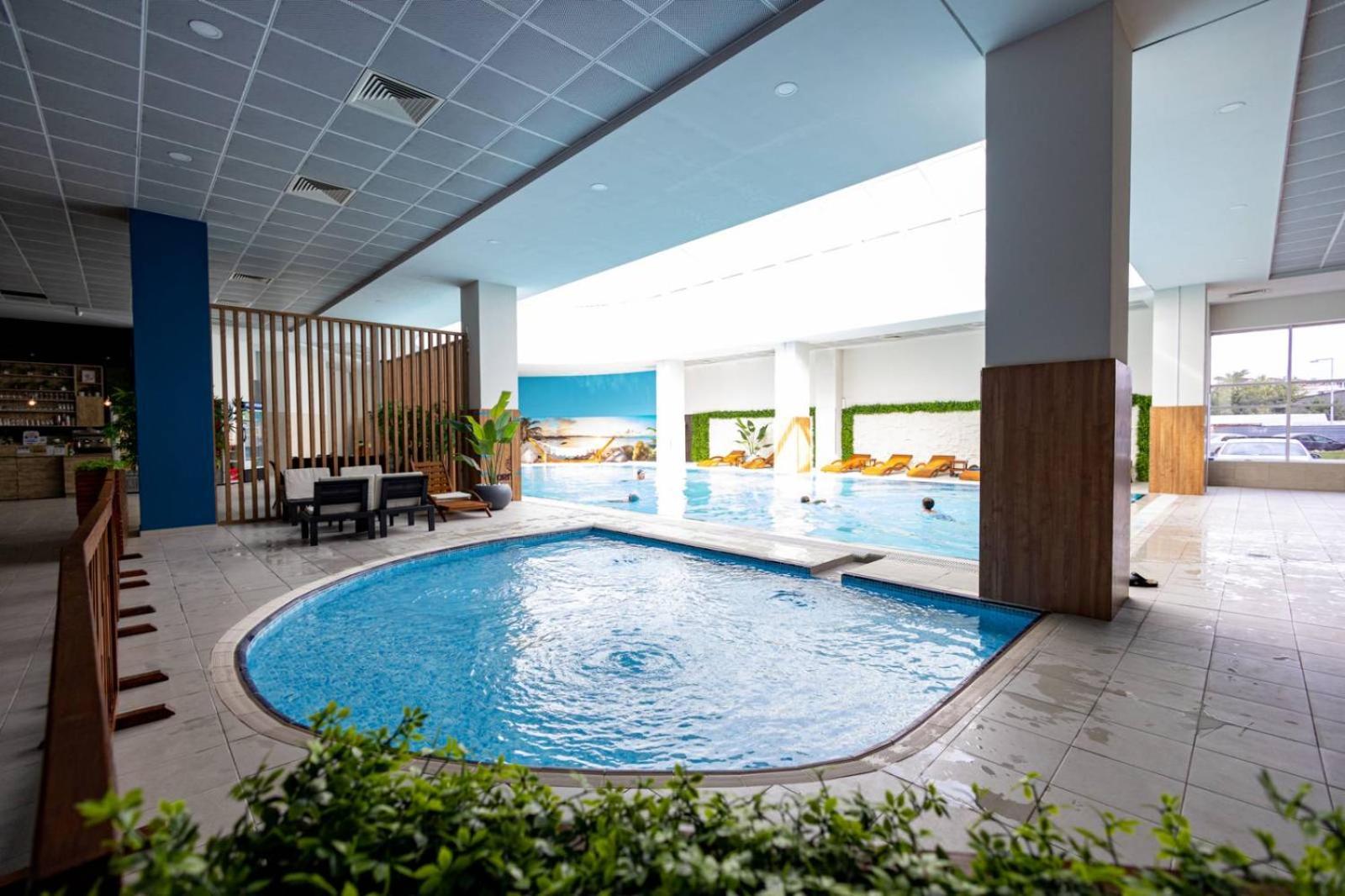 33Rd Floor Twin Apartments In Cevahir Sky City Complex With Pool, Spa, Fitness And Parking Included In Price Skopie Exterior foto